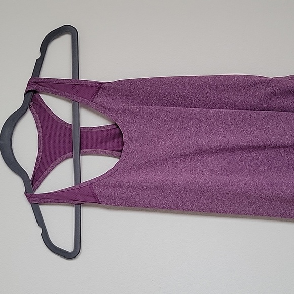 Active top - Picture 1 of 2